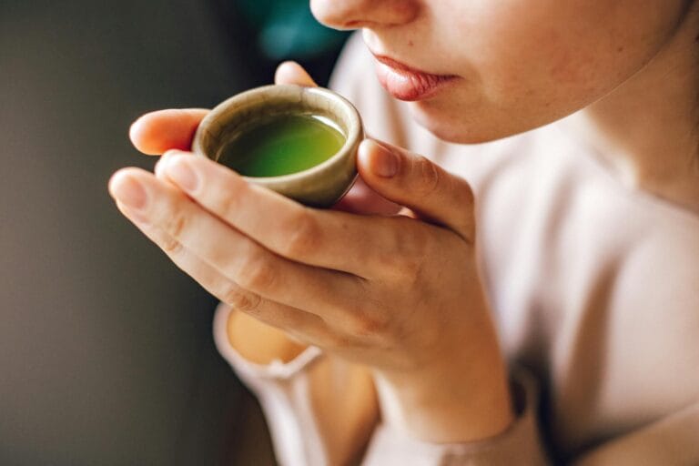 nhp benefits of green tea and when to drink 5975979.jpg